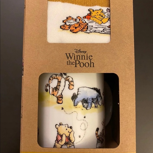 NWT Disney Winnie the Pooh Mug & Sock - Picture 2 of 6